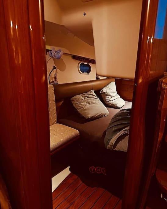 Nuit, A Quai Hotel La Rochelle  Luaran gambar