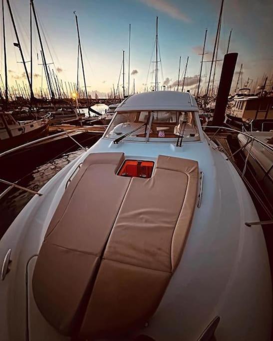 Nuit, A Quai Hotel La Rochelle  Luaran gambar